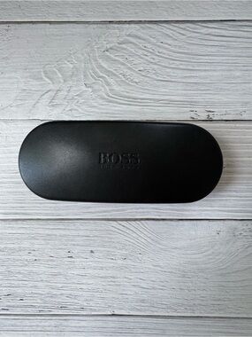 Hugo Boss Black Hard Shell Sunglasses Case Clamshell Eyeglass Protection